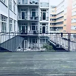 Big Terrace Apt -Trendy Part Of Cph
